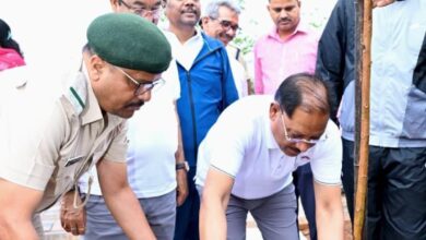 मुख्यमंत्री विष्णु देव साय ने एक पेड़ माँ के नाम अभियान के तहत किया पौधारोपण….