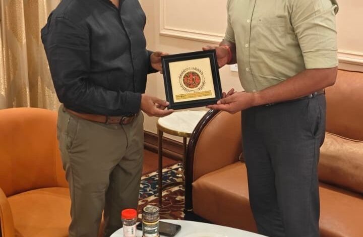 भारत सरकार के पर्यटन मंत्रालय के अतिरिक्त सचिव एवं महानिदेशक सुमन बिल्ला का रायपुर एयरपोर्ट पर हुआ आत्मीय स्वागत….. भारत सरकार के पर्यटन मंत्रालय के अतिरिक्त सचिव एवं महानिदेशक सुमन बिल्ला का रायपुर एयरपोर्ट पर हुआ आत्मीय स्वागत…..